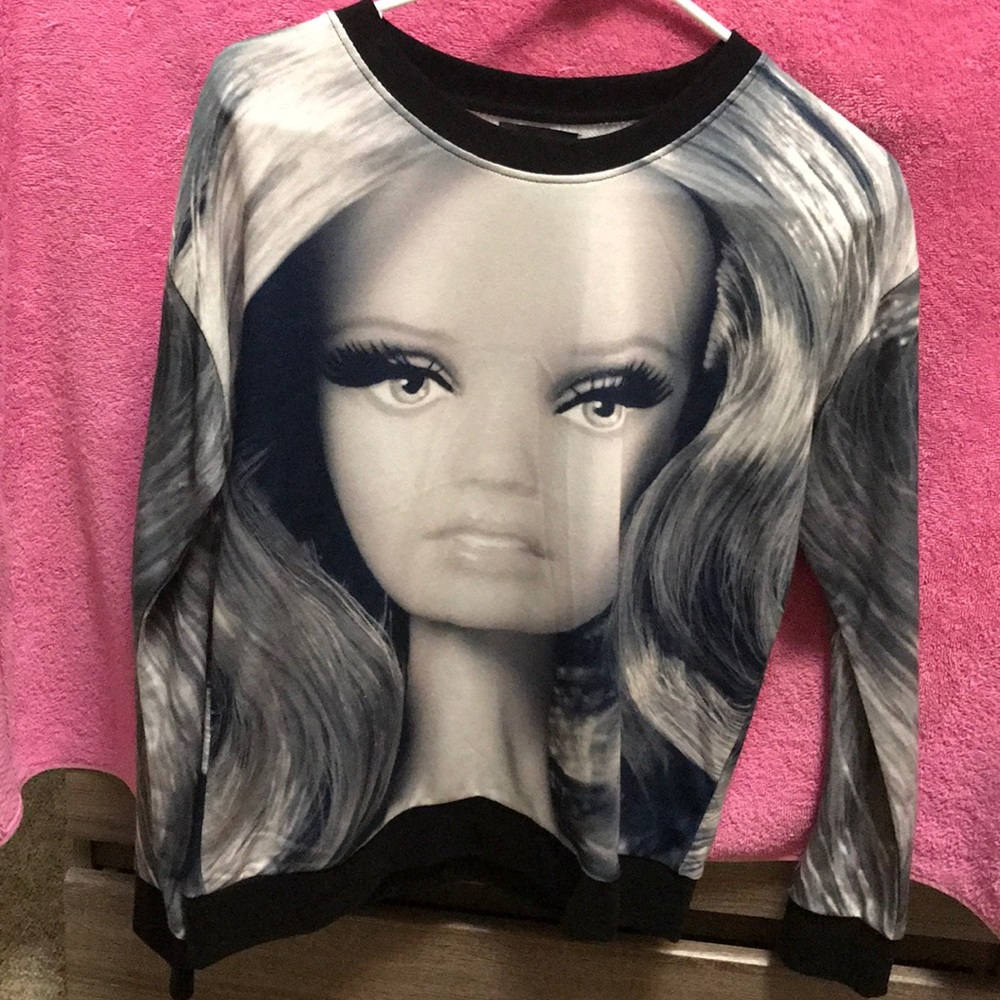 Barbie sweater